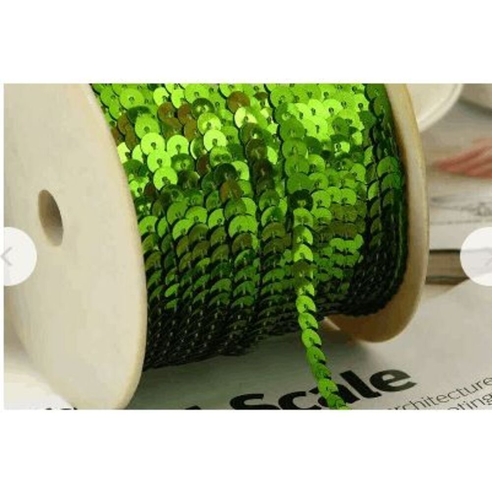 1 Roll of Shiny Forest Green Trim 100 Yards 6mm - Brand New